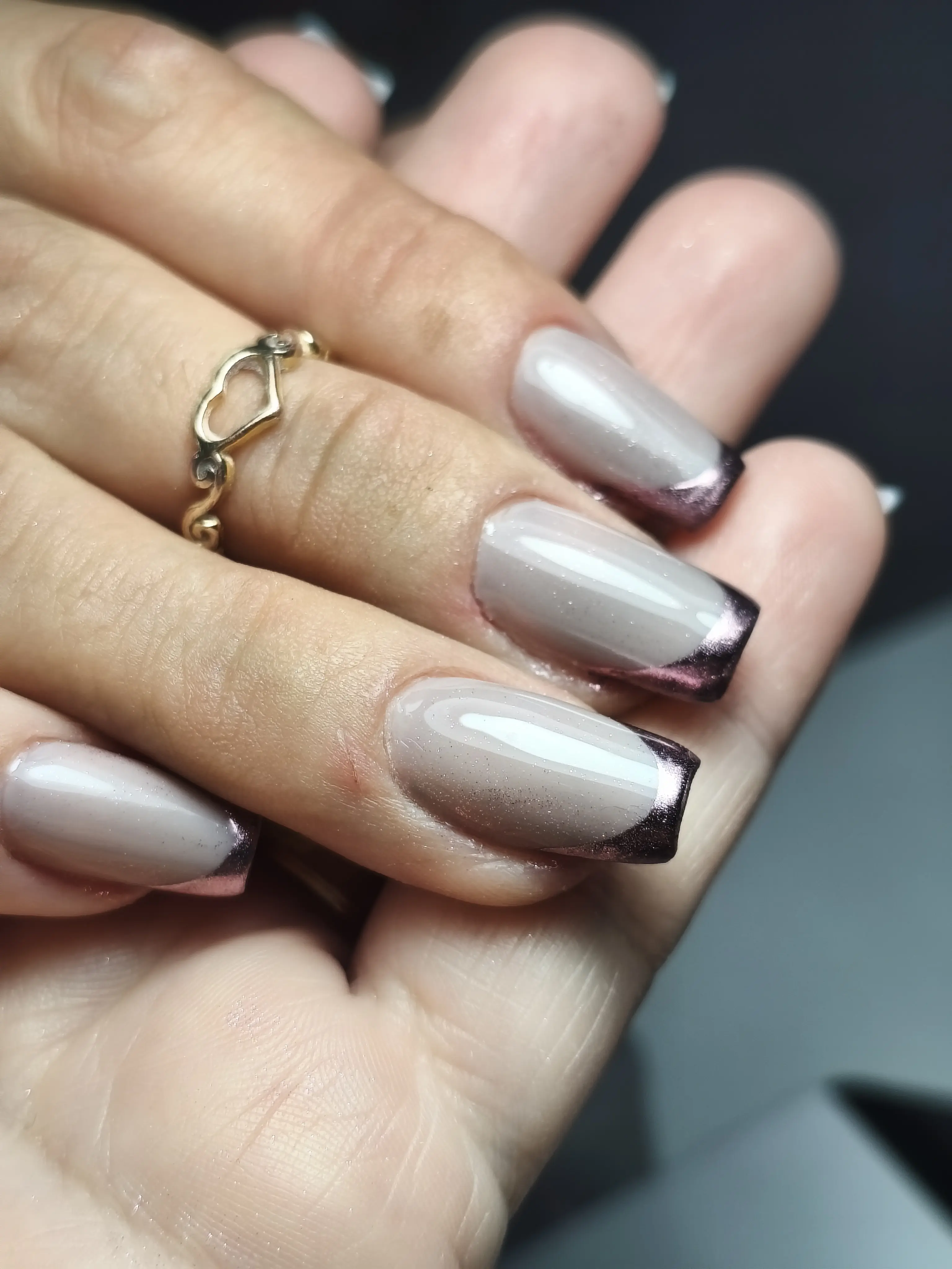 Unha decorada com detalhes